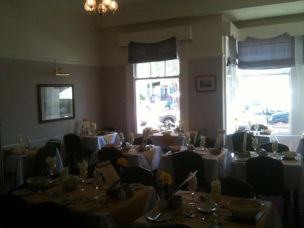 Grand Ash Hotel 랜디드노 외부 사진